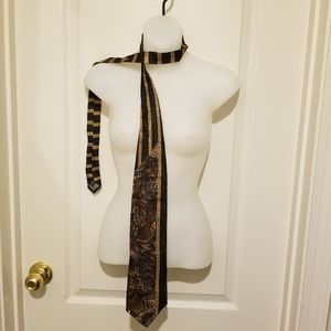 Vtg Bachrach neck tie, 100% silk, made in Ital